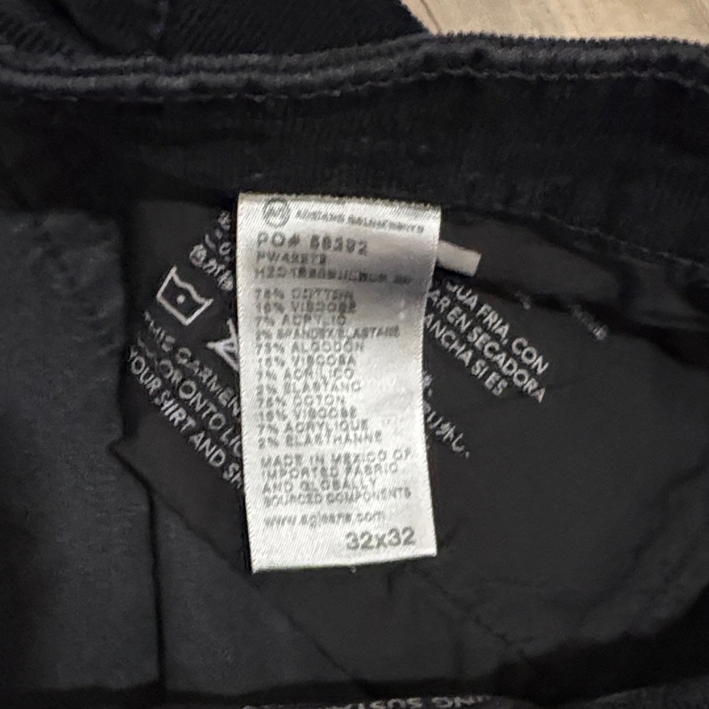AG Adriano Goldschmied Black Corduroy
MM Farrah Bootcut Pants - Picture 3 of 5